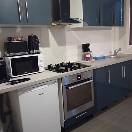 Une Maison En Ville Saint-Denis  Dış mekan fotoğraf