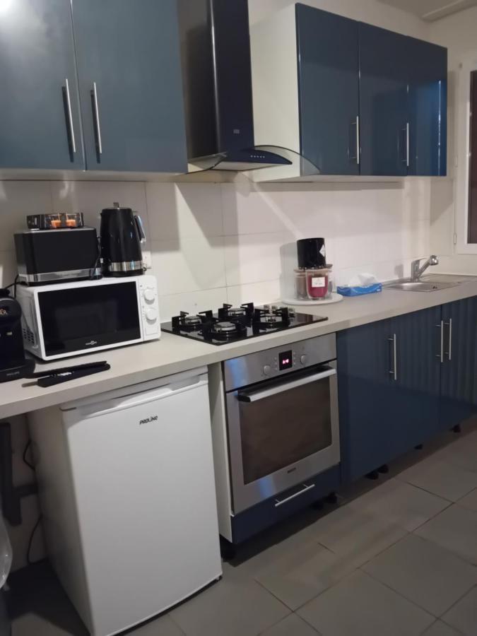 Une Maison En Ville Saint-Denis  Dış mekan fotoğraf